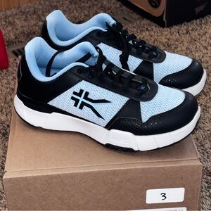 Kuru Quantum 2.0 Women’s Size 7.5 Kuru Cloud Jet Black Misty Blue Sneakers